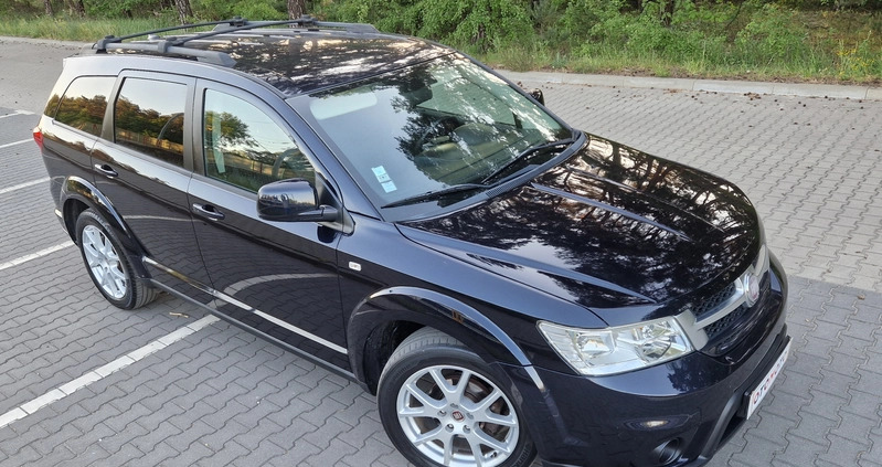 Fiat Freemont cena 33500 przebieg: 229000, rok produkcji 2012 z Żyrardów małe 704